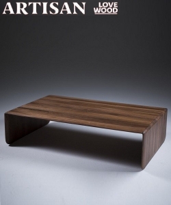 Invito stolik kawowy z litego drewna Artisan | Design Spichlerz