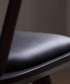 Sleek Chair Upholstered klasyczne skandynawskie krzesło Bolia | Design Spichlerz