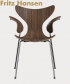 Lily Armchair rzeźbiarskie krzesło z podłokietnikami Fritz Hansen | Design Spichlerz
