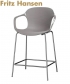 NAP Hoker Arms eleganckie skandynawskie krzesło barowe Fritz Hansen | Design Spichlerz