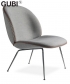 Beetle Lounge komfortowy fotel skandynawski Gubi | Design Spichlerz