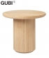 Moon Lounge Table dębowy skandynawski stolik boczny Gubi | Design Spichlerz