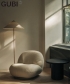 Pacha Lounge komfortowy fotel skandynawski Gubi | Design Spichlerz