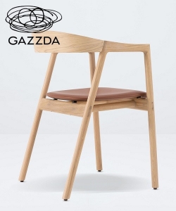 Muna Chair dębowe krzesło tapicerowane Gazzda | Design Spichlerz