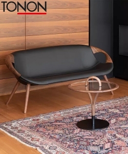 UP 917 Little Sofa piękna nowoczesna sofa Tonon | Design Spichlerz