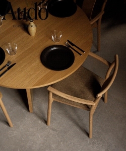 Merkur Dining Chair Armrest tapicerowane krzesło z podłokietnikami Menu