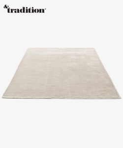 The Moor Rug AP7 beżowy | design All The Way To Paris | &tradition