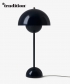 Flowerpot VP3 skandynawska lampa stołowa granatowa | &tradition | design Verner Panton