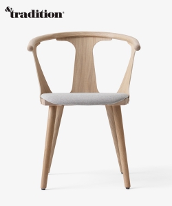 In Between Chair SK2 dąb bielony, Fiord 251 designerskie krzesło skandynawskie | &tradition | Design Spichlerz