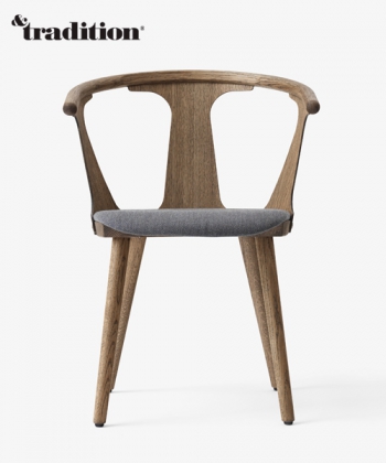 In Between Chair SK2 dąb wędzony, Fiord 171 designerskie krzesło skandynawskie | &tradition | Design Spichlerz